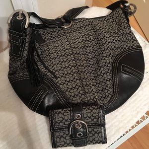 Authentic coach purse and wallet